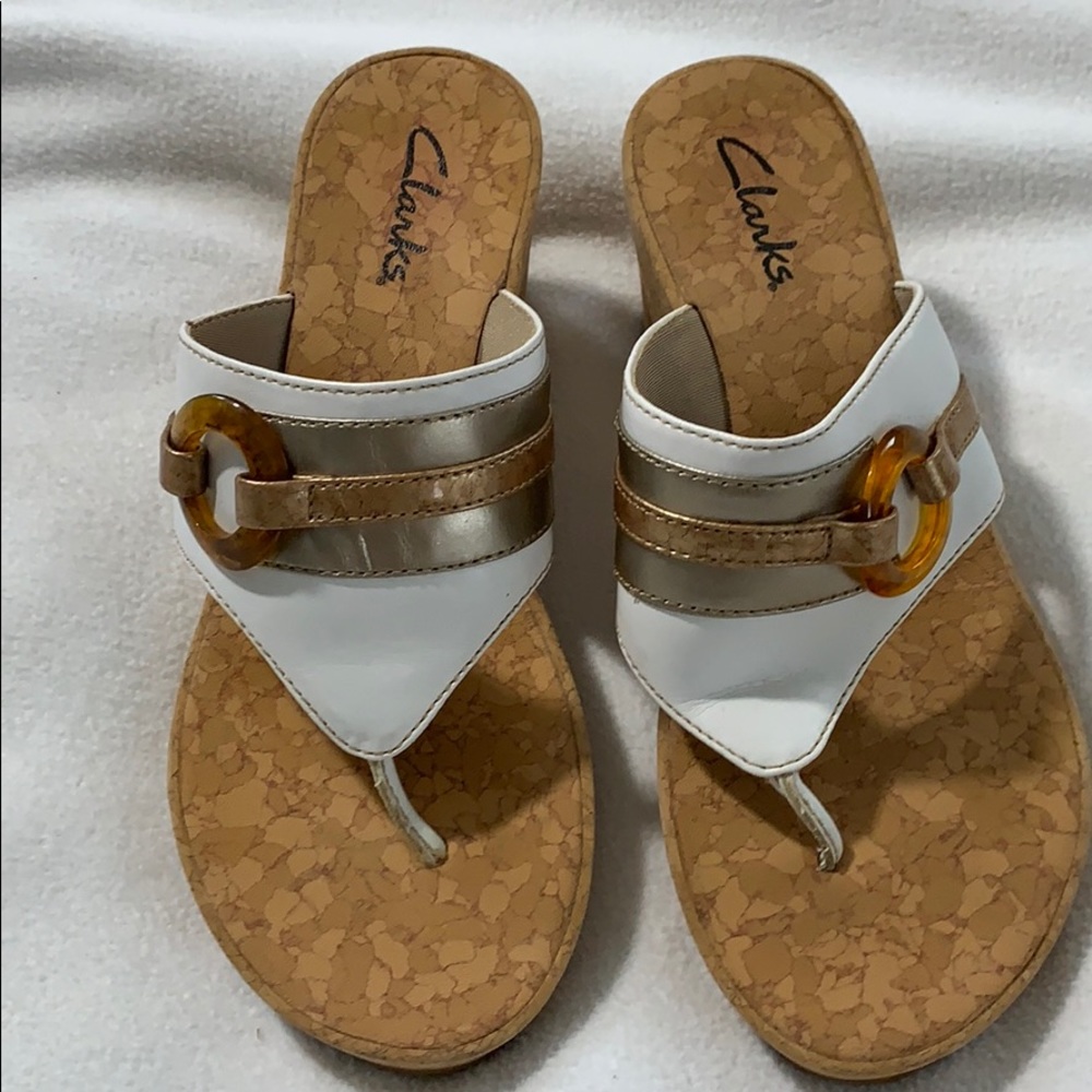 Clark’s wedge white Sandal